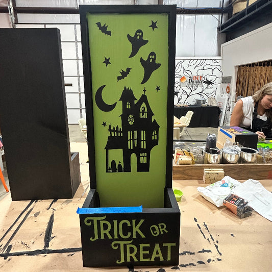 Candy_Caddy_Green_and_Black