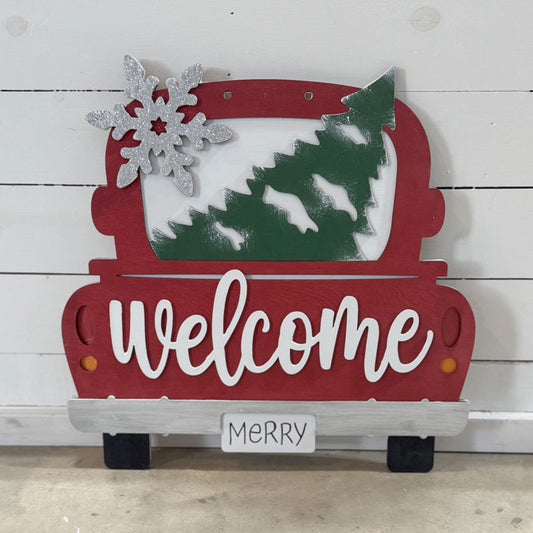 Round Sign - Truck Haulin' a Christmas Tree